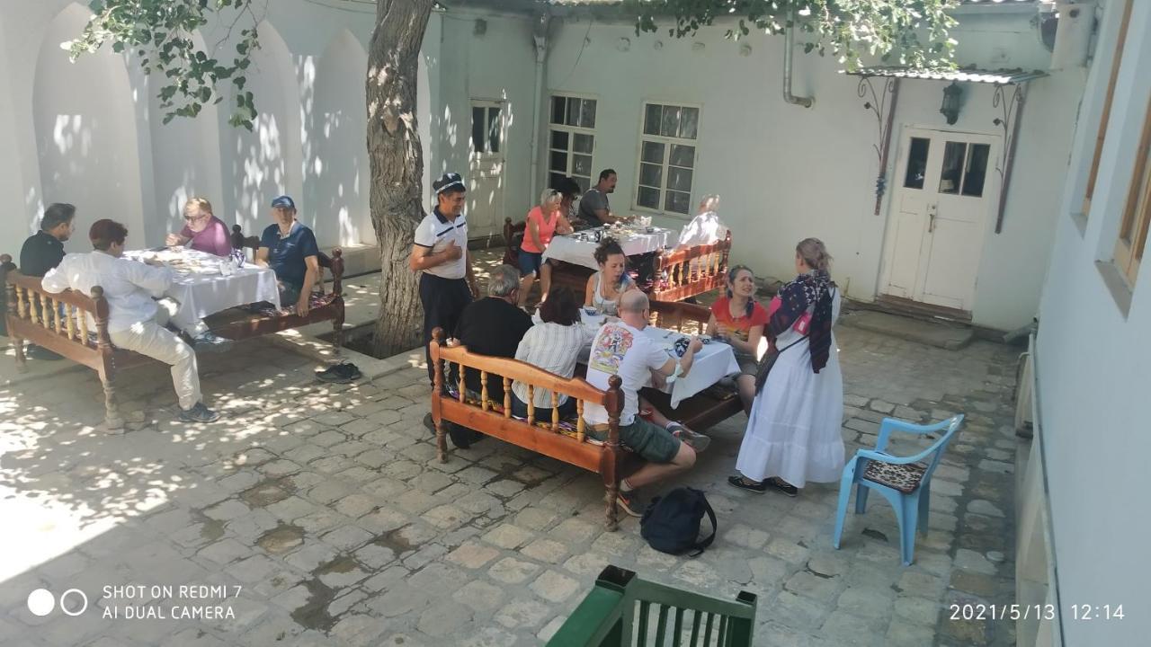 فندق Minorai Xurd بخارى المظهر الخارجي الصورة